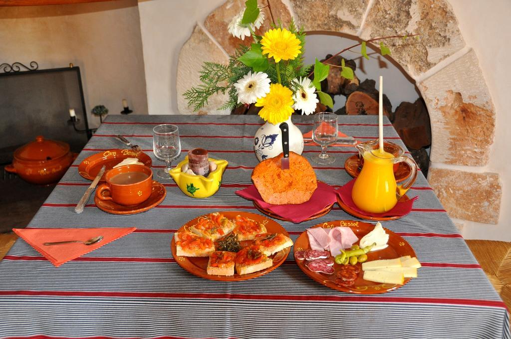 Agroturisme Can Bessol S'Horta Exterior foto